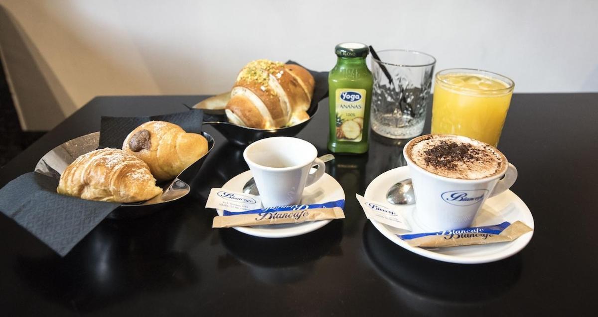 Donna Luisa Acomodação com café da manhã Nápoles Exterior foto